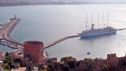 675 kruvaziyerle 1.1 milyon turist