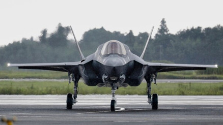 ABD F-35 uçaklarını Güney Koreye konuşlandırdı