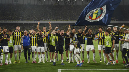 Fenerbahçe’de yaprak dökümü 5 ayrılık kapıda