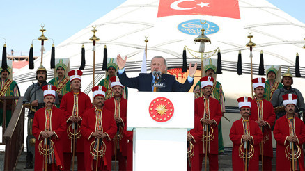 Cumhurbaşkanı Erdoğandan önemli açıklamalar: Ahlat Kızılelmanın anahtarıdır