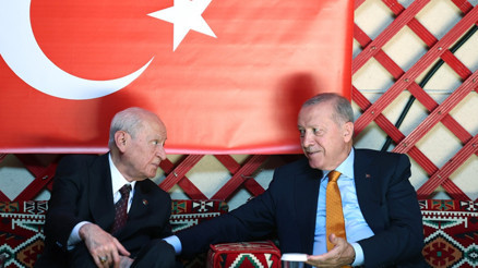 Cumhurbaşkanı Erdoğan ile MHP lideri Bahçeli Ahlatta görüştü