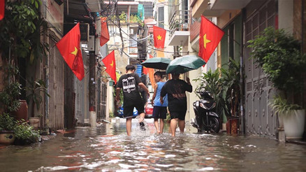 Pasifiki Kajiki Tayfunu vurdu: Ölü ve yaralılar var
