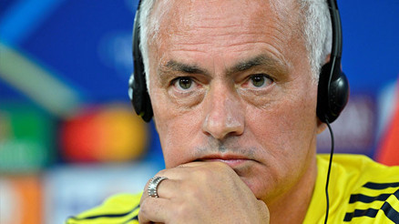 Jose Mourinhodan olay yanıt: Transfer yapacağımızı düşünmüyorum