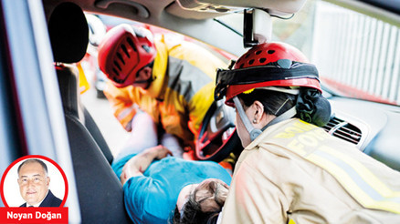 İşte trafik kazası sonrası tedavi süreci… SGK kaza sonrası tedaviyi karşılama şartlarına açıklık getirdi