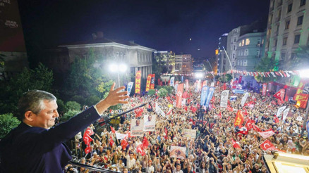 İnan başkan hediye paketi yaptı