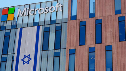 Microsoftta İsrail depremi: 2 çalışan soykırımda iş birliğini protesto ettiği için kovuldu Microsoftta İsrail depremi: 2 çalışan soykırımda iş birliğini protesto ettiği için kovuldu
