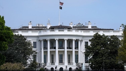 Beyaz Saray: Trump, Rusyanın saldırılardan memnun değil