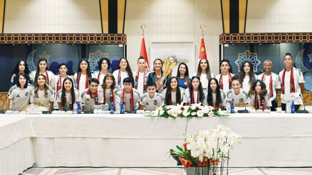 ‘Kristal ayaklar’ ödüllendirildi