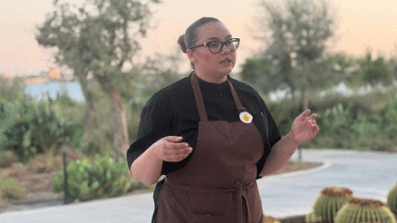 Genç Rus mutfak şefi, Moskovadaki restoranında Ege mutfağını da tanıtıyor