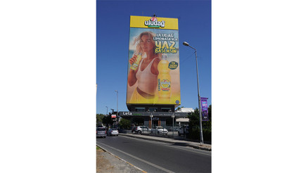 Uludağ İçecek’ten Türkiye’de bir ilk: Burhan Öçal ile yapay zeka aynı sahnede