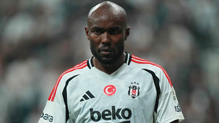 Beşiktaş, Musratinin ayrılığını KAPa bildirdi Bonservisi açıklandı