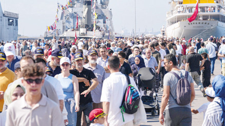 TEKNOFEST Mavi Vatan’da Zafer coşkusu... SAS ve SAT’lar nefes kesti TEKNOFEST Mavi Vatan’da Zafer coşkusu... SAS ve SAT’lar nefes kesti