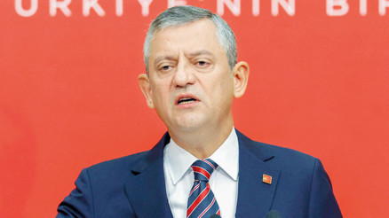 Özel’den örneğine az rastlanan uygulama... Tunç’a soru önergesi verdi Özel’den örneğine az rastlanan uygulama... Tunç’a soru önergesi verdi