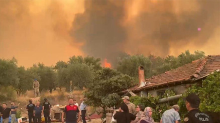 Denizli, Kastamonu ve Karabükte orman yangını Ekiplerin müdahalesi sürüyor Denizli, Kastamonu ve Karabükte orman yangını Ekiplerin müdahalesi sürüyor