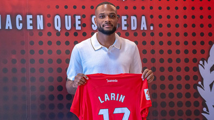 Beşiktaş’ın eski golcüsü Cyle Larin, Hollanda devine transfer oluyor