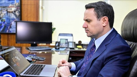 Akın Gürlek’in evinin önünde 2 gözaltı