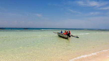 Tozlu yolları, beyaz kumları ve temiz kalpli insanlarıyla Madagaskar Tozlu yolları, beyaz kumları ve temiz kalpli insanlarıyla Madagaskar