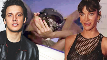 Öpücüklü yeni ay ritüeli