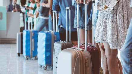 Check-in, güvenlik ve pasaport kontrolü bitiyor