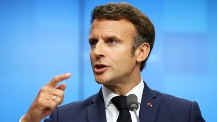 Macron: Filistinli yetkililere vize verilmemesi kabul edilemez