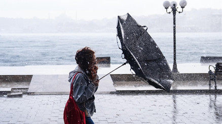 Son dakika... Dikkat Kuvvetli yağış ve kuvvetli rüzgar alarmı Meteoroloji bu bölgeleri uyardı