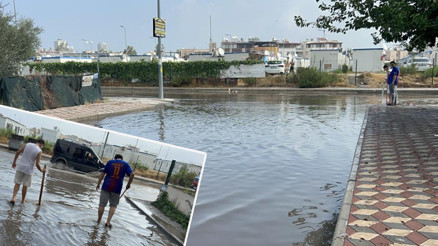 Son 65 yılın en kurak dönemi yaşanıyordu Kenti sağanak vurdu, sokaklarda su birikintileri oluştu