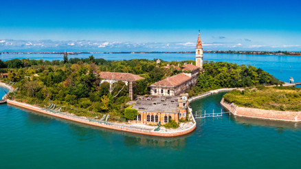 Terk edilmişliğin kalbinde bir macera: ‘Hayaletler Adası’ Poveglia’da üç şaat