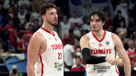 Sırp basketbolculardan 12 Dev Adama övgüler