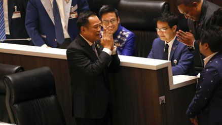 Taylandın yeni başbakanı belli oldu