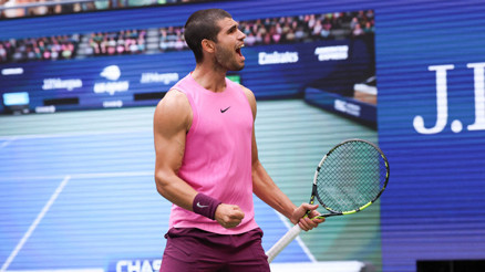 Carlos Alcaraz, ABD Açıkta finalde Novak Djokovic set alamadı