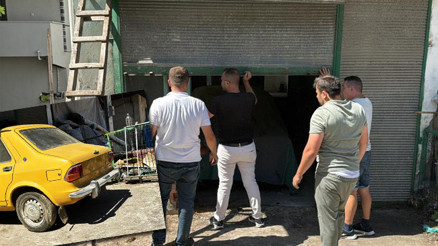 44 yıldır garajda kalan otomobil 15 bin euroya satıldı Türkiyede tek, Avrupada yok | Bu kadar orijinal olduğunu ben de düşünmüyordum