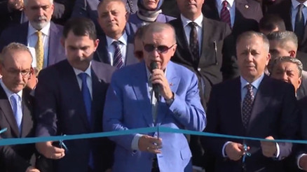 Cumhurbaşkanı Erdoğan, Malatyada yeni valilik binasının açılışını yaptı