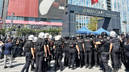 CHP İstanbul’da makam savaşı CHP İstanbul’da makam savaşı