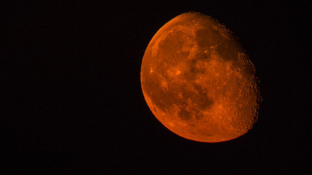 Asya, Avrupa ve Türkiye’de ‘Kanlı Ay’ büyüledi