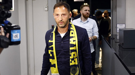 Burun farkı ile Domenico Tedesco