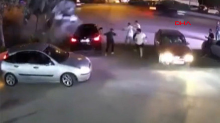 Ankarada feci kaza Otomobilin yaya ve araçların üzerinden savrularak takla attı