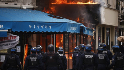 Fransada Her şeyi durduralım protestoları... Gözaltı sayısı 300’e yaklaştı