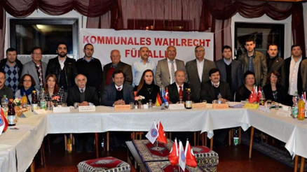 Yerel seçim hakkı istiyoruz