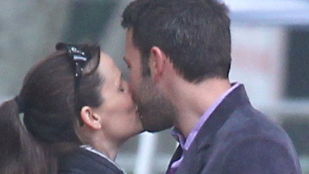 Aldattığı eski karısı düğün hazırlıklarına başladı, onun içi yanıyor... Keşke zamanında kıymetini bilseydim Aldattığı eski karısı düğün hazırlıklarına başladı, onun içi yanıyor... Keşke zamanında kıymetini bilseydim