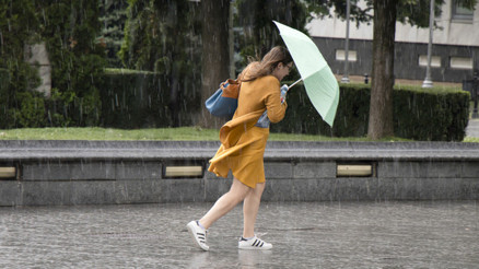Uzman isim açıkladı: Hafta sonu hava nasıl olacak AKOM: İstanbulda sıcaklıklar düşüyor
