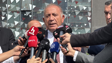 Gürsel Tekinden Sarıyerde açıklama: Aziz İhsanlara yenilmeyeceğiz Gürsel Tekinden Sarıyerde açıklama: Aziz İhsanlara yenilmeyeceğiz