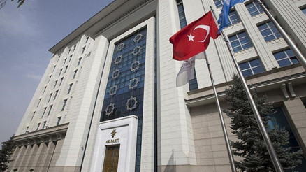 CHPde bir deprem daha Beykoz Belediye Meclis Üyesi istifa ederek AK Partiye katıldı