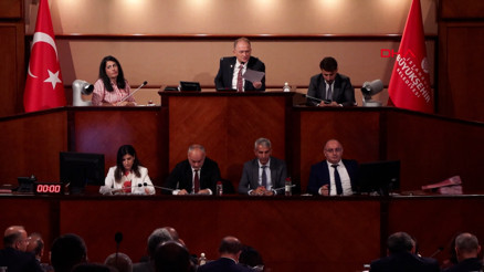 İstanbulda toplu ulaşım ve taksi fiyatlarına zam