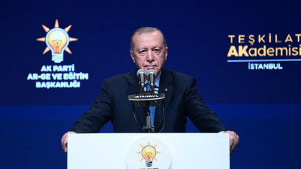 Cumhurbaşkanı Erdoğan AK Partiye katılan son ismi duyurdu