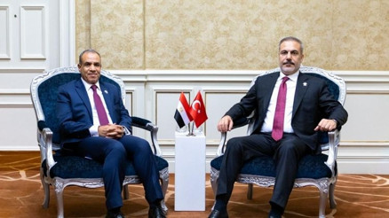 Bakan Fidandan Dohada peş peşe görüşmeler