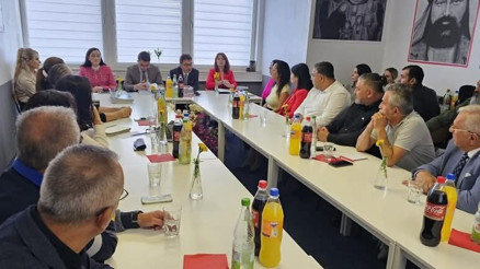 Augsburg’da Sivil Toplum Kuruluşlarıyla Eşgüdüm ve Bilgilendirme Toplantısı