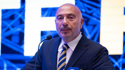 Hakan Bilal Kutlualp, Fenerbahçe başkan adaylığından çekildi