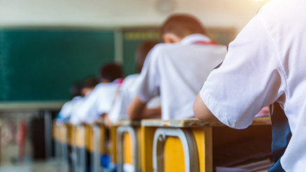 İstanbuldaki özel okulda tepki çeken karar: Üst sınıfa geçen öğrencisinin kaydını yapmadı