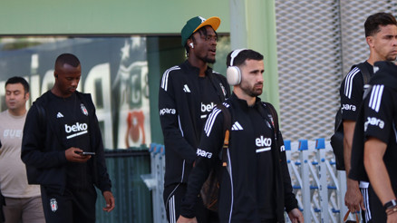 Beşiktaş kafilesi İzmirde