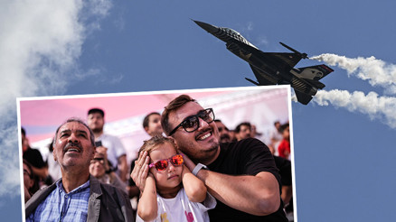 İstanbulda TEKNOFEST heyecanı: Gösteriler nefes kesti, milli teknolojiler hayran bıraktı